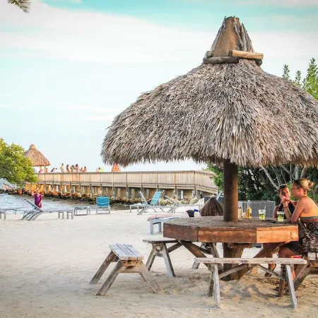 Florida Keys Condo with Pool, Beach Access, Marina, Pickleball & More