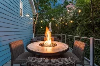 5 min. stroll to Downtown Mckinney! Family & Pet Friendly Cottage