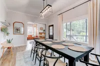 Wine Country Victorian - Two Kitchens - Walk to Town & Wineries