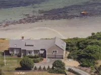 Oceanfront Villa, A/C, Cable TV, Free WiFi, 2 Decks, Outdoor Grill, Pet-Friendly