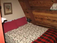 Govy A Frame w/ Hot Tub.