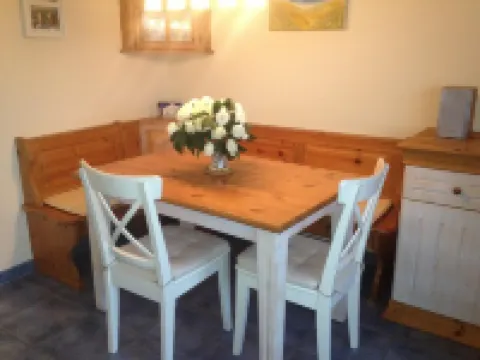 Beautiful, bright apartment with south / west balcony near the beach