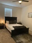 Amazing Spacious House in Ideal Location - Perfect for Large Groups! Hotels near Kids Foot Locker