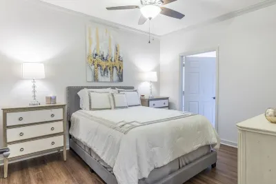 Delta Suite in Sleepy Hollow