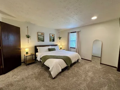 Vintage modern / boho Gallatin townhome! Hotels in der Nähe von S. Matthew Rose, M.D.