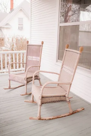 The 1905 - Spacious Downtown Farmhouse - 4bd/2ba Отели в г. Нодэуэй