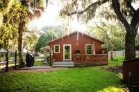 Cozy House on the Marsh, 6 minutes from the beach!