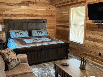 One Bedroom Cabin w/Sleeper Sofa Cabin 8
