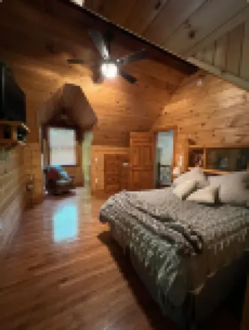 Spring is Here!!  Come Enjoy the Great Outdoors at Poplar Lodge!