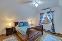 Minutes from Kalahari and Camelback, Lakefront Retreat!  Sleeps10+, GameRm