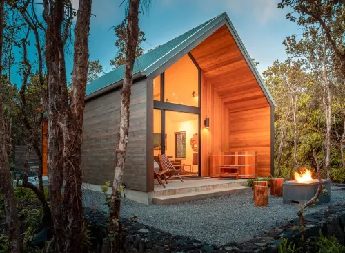 Kuono at Volcano   .