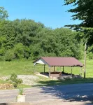 Cozy Cottage w/wood stove, firepit, pond & hiking trails near Snow Trails