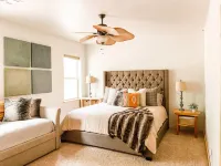 4 Bdr Cozy Cabin Near Fishing, Golf, Marina + Wifi + Pool Table, Pets OK