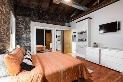 Whirlaway Loft - Heart of Downtown/NuLu Hotels in 