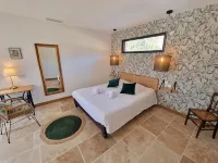 LOU MIYA - Gîte Périgourdin 5kms from SARLAT, Air-conditioned, Jacuzzi