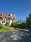 Cozy condo with harbor views. Walk to Dock Square and Beach. - 3-Star