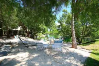 New! Casa Azul Oceanside - Golf Cart, 2 King Suites, Pool, Beach, Pickle, Kayaks