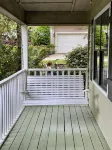 Donna’s Charm: 3 bedroom/king suite/pools/golf