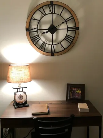 On the Little River in the heart of Townsend, with a beautiful view! Отели в г. Таунсенд