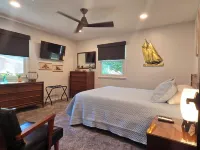 The Bradley House - Beautiful & Spacious Home - Near Campus & Stadium