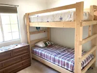 Updated Mid-Century beach house --10 minute walk to the beach