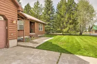 Experience nature at your doorstep! Island Park cabin near Yellowstone 27 min