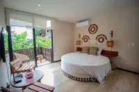 Ophelia Experience - Homestay