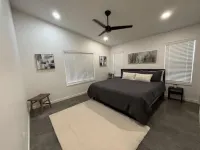 The Point a modern Retreat at Table Rock Lake - two blocks from water