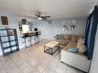 Cozy 2-bedroom House in the heart of Mesa with AC, WiFi and Plenty Parking
