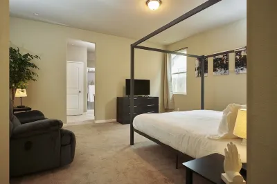 Spacious & New I KINGS & BBQ Hotel in zona Fresno Pacific University