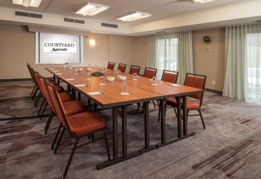 코트야드 바이 메리어트 볼티모어 BWI 에어포트