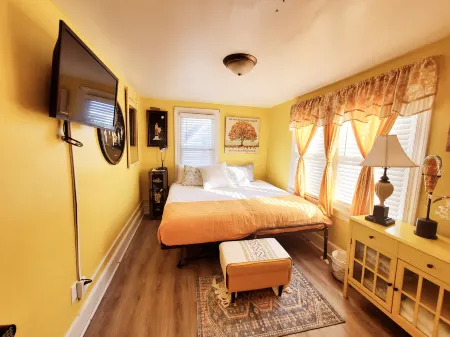 Yellow Rm Dover- Del State, Bayhealth- DOV Base