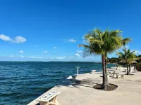 Keys Villa - Secluded tropical paradise located on the water!