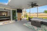 The Bay Beach House: Boat/Jetskis
