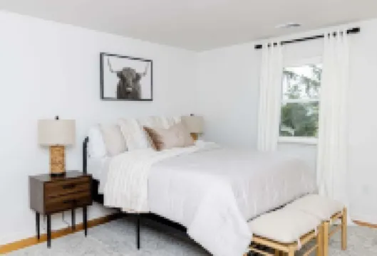 Spacious & Quiet Amish Farm Stay - 16+ Guests Hotels in Upper Leacock Township