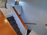 Large comfy house big enough for 2 families next to ocean on Kaloli point