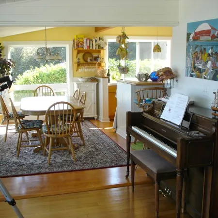 Waterfront Beachhouse: Best Harbor Location and View