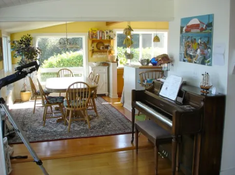 Waterfront Beachhouse: Best Harbor Location and View