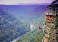 Stone Lodge on 25 ac., 2 miles from New River Gorge National Park - 4-Star