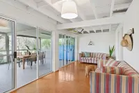 Beautiful beach house amongst the trees