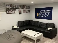Nice, New 2 Bedroom, Orem State Street, close to UVU/BYU 奧勒姆酒店