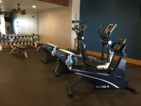 Luxury Lakeview Cabin w/Hot Tub, Pool, Sports Courts, Pickleball, Private Beach! - Træningscentre