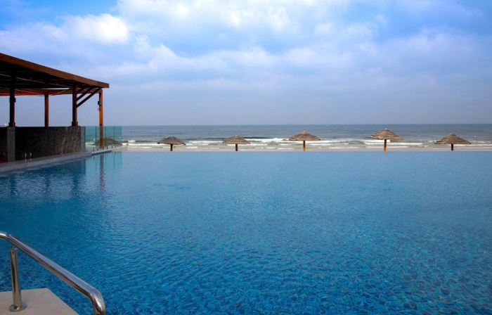 Dusit Ajman Resort & Villas
