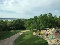 Lewis and Clark Lake Home/Loft for Rent/Lake View Property and Lake Access