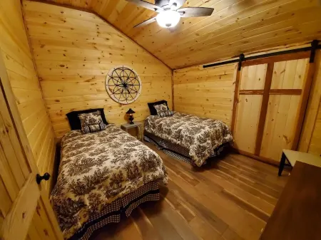 Come to the Country and Relax and Unplug! Only 15 Min. from Downtown Branson! Отели в г. Скотт Тауншип