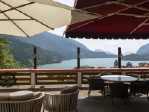 Hotel Londra Slow Living Molveno Hotels in Molveno