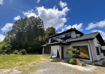 Yomoyado a Whole House Rental in Hokuto City Y Hotels in Nirasaki