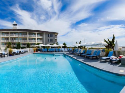 Sandpiper Beach Club