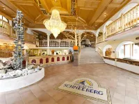 Hotel Schneeberg Family Resort & Spa Отели в г. Рачинес