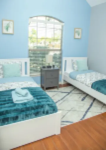 QUIET & SPACIOUS - Amiable Modern Home - Belton Oaks